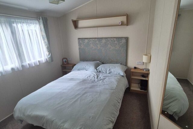Main bed