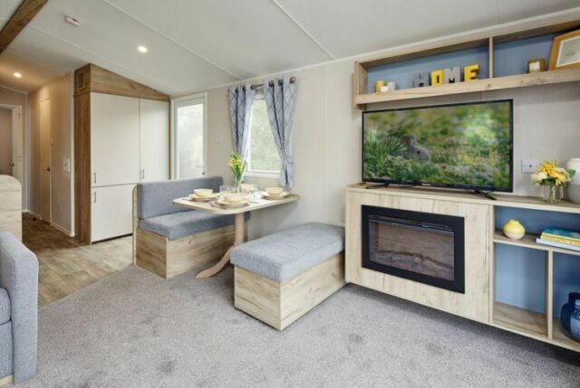 Medium product linwood lounge2 9d5f0ad134